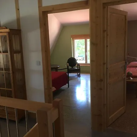 Calme Avec Terrasse Privative Proche De Nancy - Fr-1-584-103