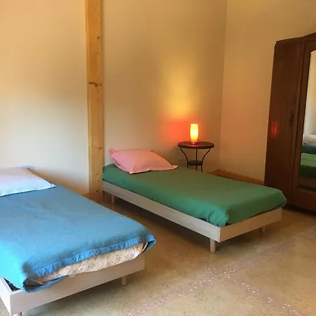 Calme Avec Terrasse Privative Proche De Nancy - Fr-1-584-103 *